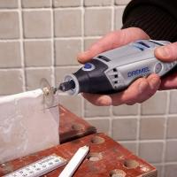  DREMEL 3000 130W + 15 ACC 