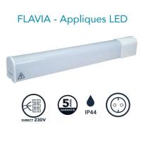 APPLIQUE SDB LED 9W 920LM BLC 